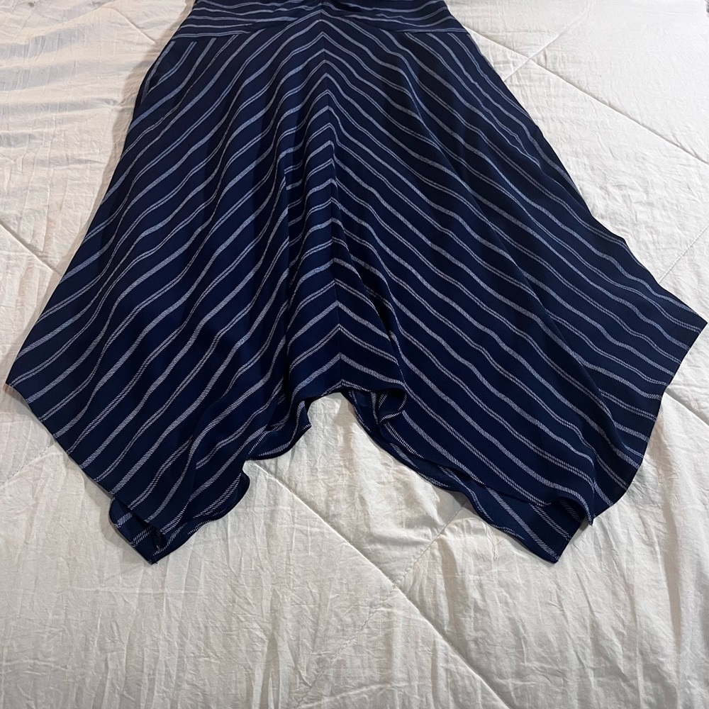 Maggy London Women’s Blue White Striped Midi Dress V-Neckline Size 8 - Picture 10 of 14